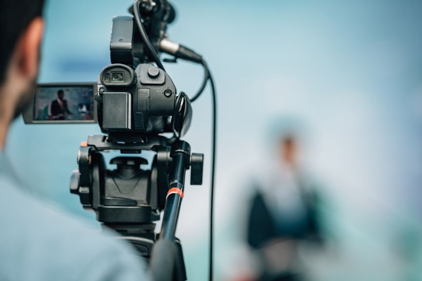corporate video production team in pakistan films a professional interview