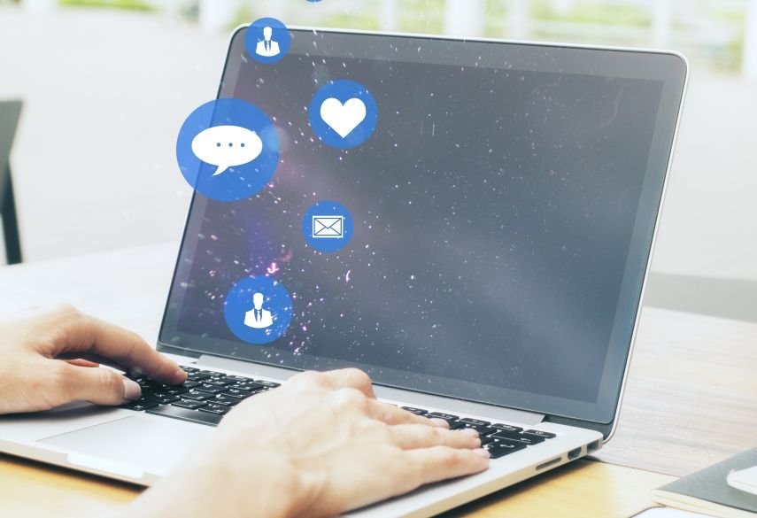 social media engagement drives customer inquiries